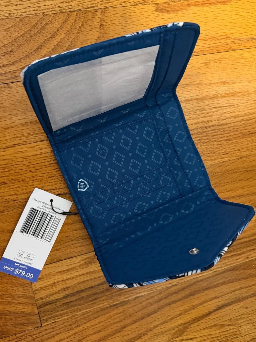 Vera Bradley wallet
